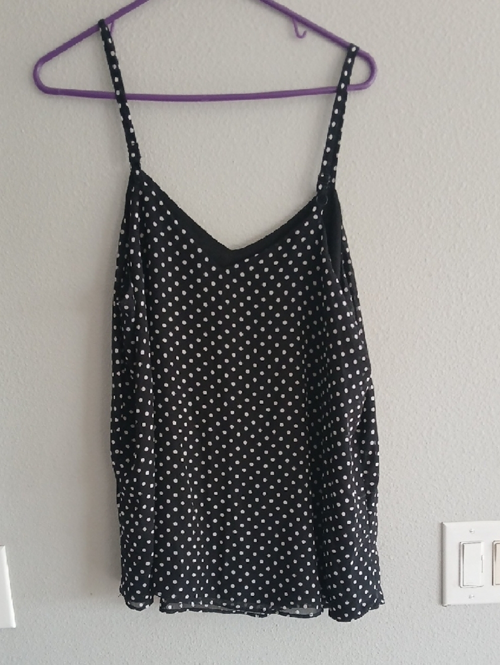 torrid Sophie Size 0 Xl Black & White Polka Dot V-Neck Spaghetti Strap Camisole - Picture 2 of 3